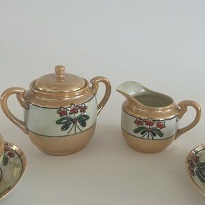 Peach floral pattern Lusterware set of 4cups and creamer/ sugar service